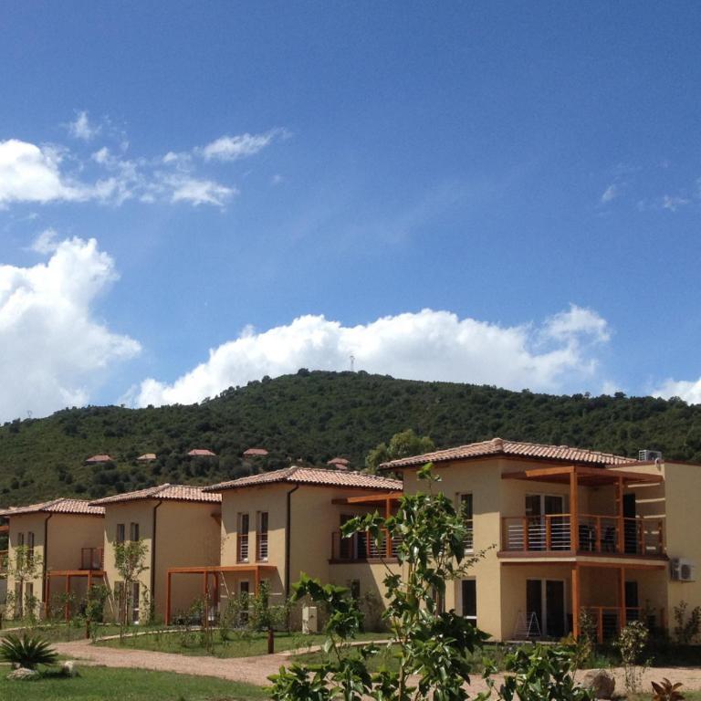 Marina Di Favona Hotel Favone Buitenkant foto
